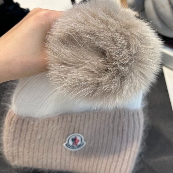 Beige & White – Rabbit Hair Blend Two-Tone Knit Beanie with Fur Pom - Picture 6 of 6